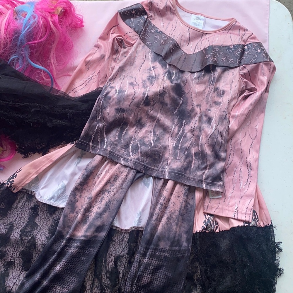 Disney Descendants “evil” Audrey costume.